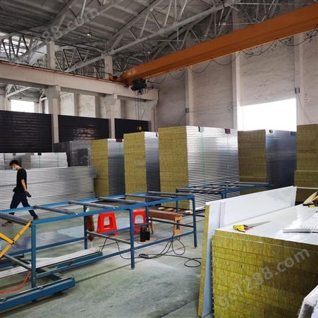 1150型永硕夹芯板长期大量出售衢州龙游江山岩棉彩钢板净化板质量保障价格美丽
